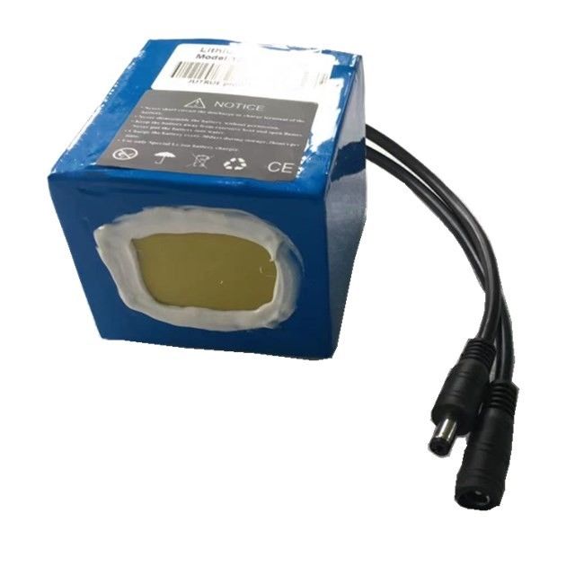 14.8v Li Ion Battery Pack 18650 Icr18650-4s4p 8800mah للإضاءة LED المرحلة