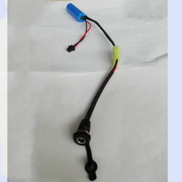 SM-2P بطارية مضخة مياه 18650 1s 3.7 فولت 2000 مللي أمبير مع قابس شحن DC5521