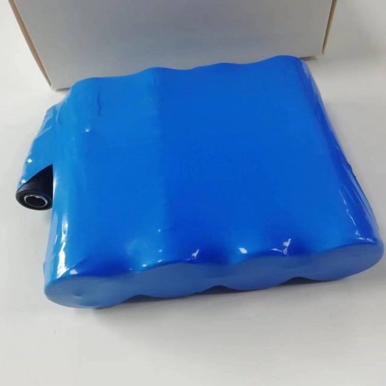4 خلايا 21700 7.4 فولت بطارية حزمة 10000mah 2pcs في السلسلة 2 بالتوازي مع Dc5.5x2.1mm