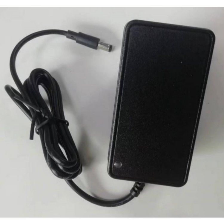 12.6v 3a AC Dc محول شاحن القياسية الأوروبية الدبوس Dc5.5x2.1mm الذكور