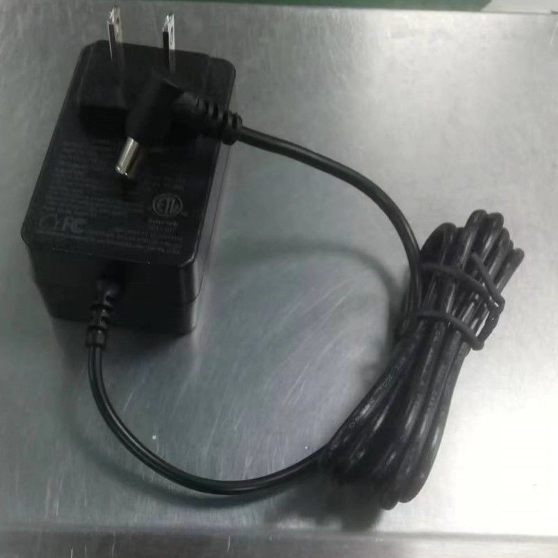 شاحن بطارية 12 فولت 2A US Plug DC Bend Head 90° 2.1 ملم
