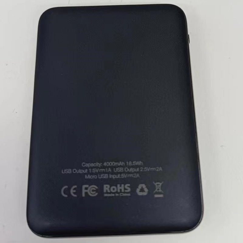 بنك الطاقة الأسرع الصغير 4000mAh 5V 2A بنك الطاقة البطارية النحيلة