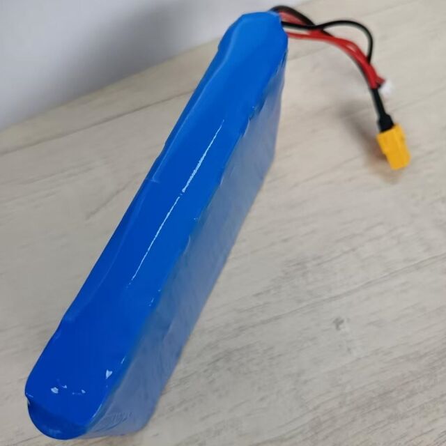 بطارية مخصصة 7s1p 18650 24V 3500mAh ل 350W محرك مع Xt60